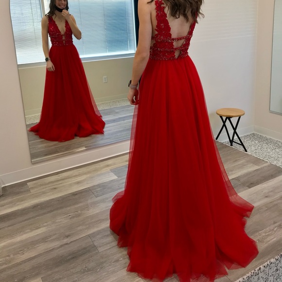 Sherri Hill Prom Dress - Picture 3 of 7